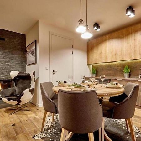 Apartamenty Pod Giewontem Gawra - Piekny Apartament Z Tarasem, Sauna I Jacuzzi W Cenie Pobytu - 5 Min Pieszo Do Krupowek 자코파네 외부 사진